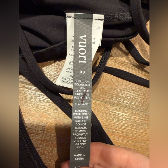 Vuori Women's Halo Classic Black Jumpsuit XS - Picture 5 of 5